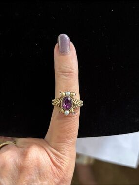 Vintage Avon “Queensbury” Faux Pearl and Purple Rhinestone Gold-Tone Ring